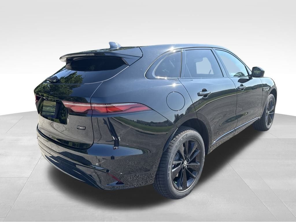 2026 Jaguar F-Pace R-Dynamic S - Photo 7