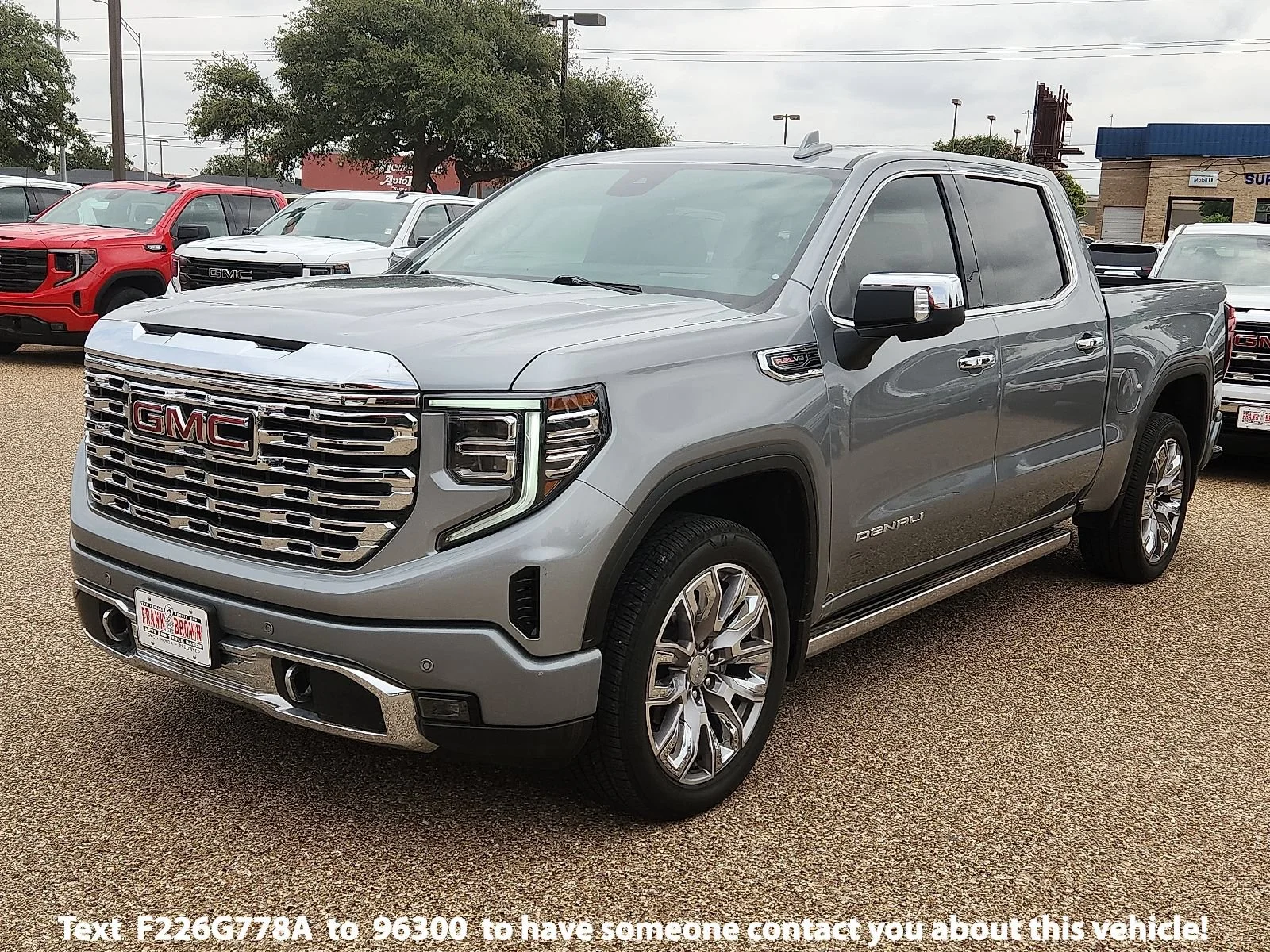 2025 GMC Sierra 4WD Crew Cab Short Box Denali's photo