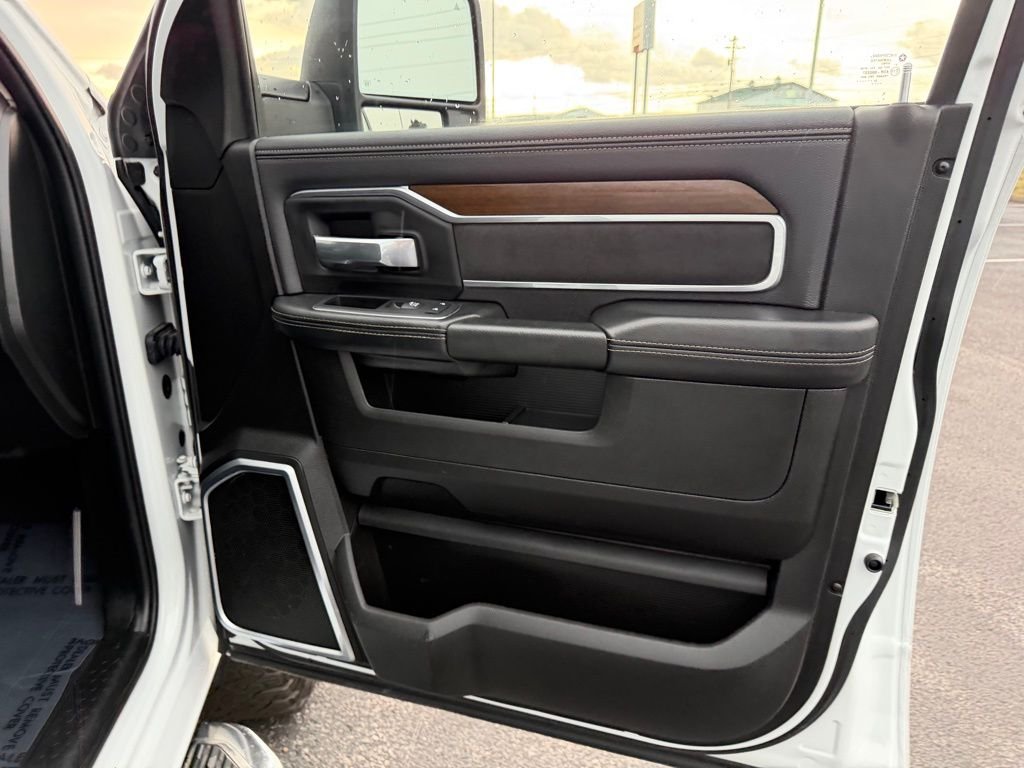 Used 2024 White Ram Laramie image 24