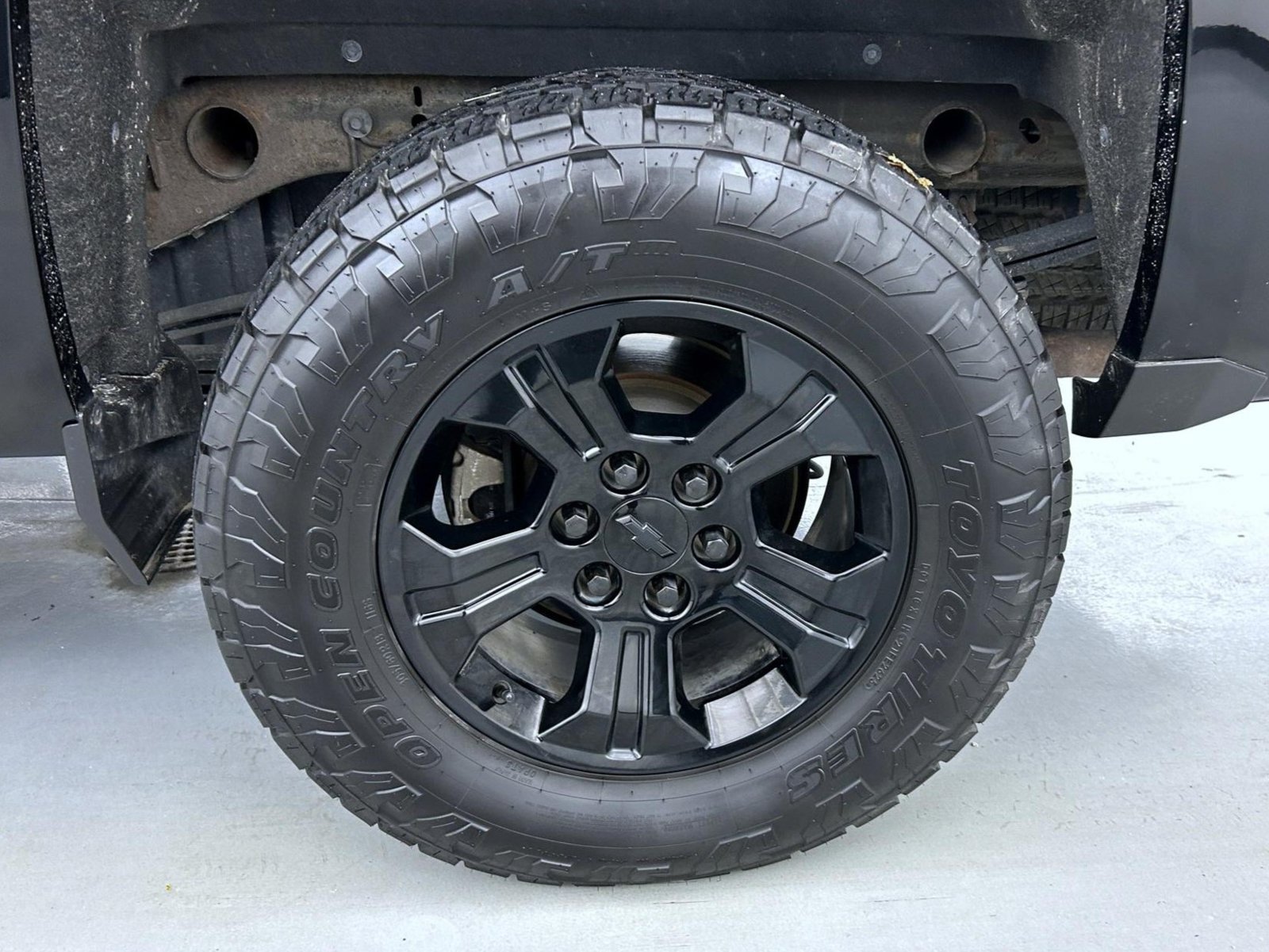Used 2018 Black Chevrolet LTZ image 23