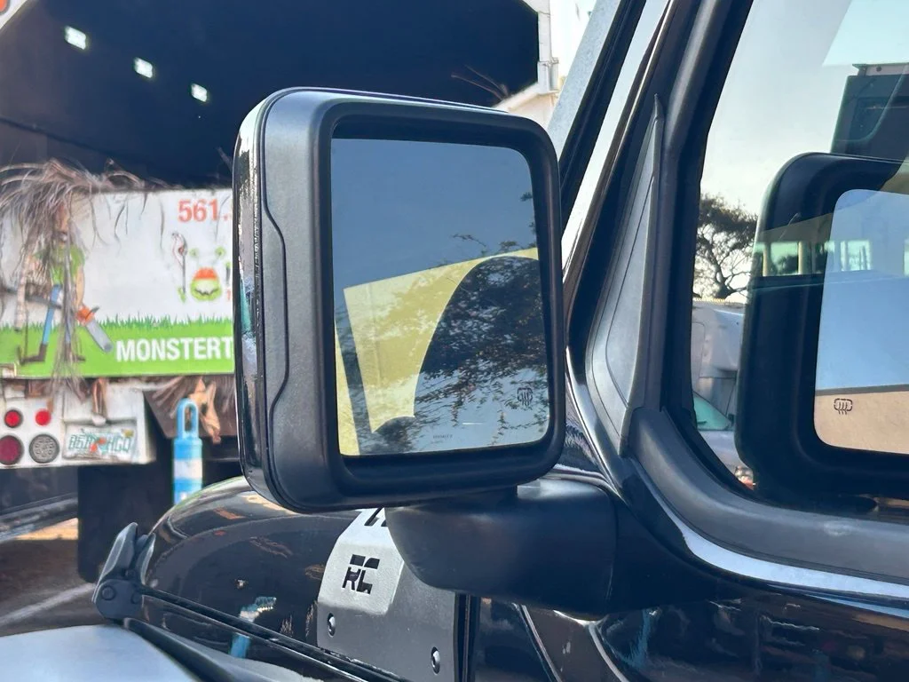 Used 2018 Black Clearcoat Jeep Unlimited Sport S image 16