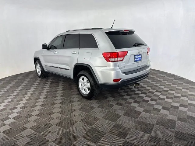 Used 2012 Silver Jeep Laredo image 9