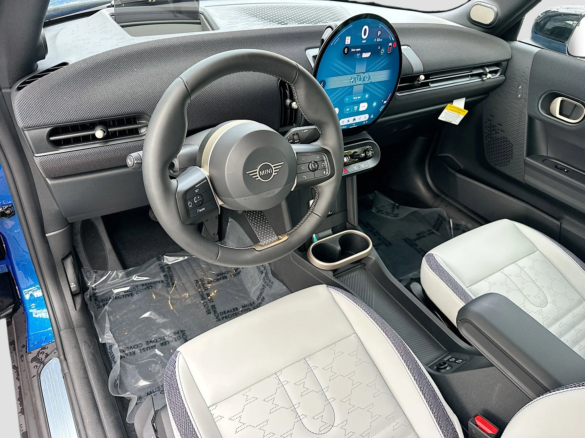 2026 MINI Convertible Base - Photo 7