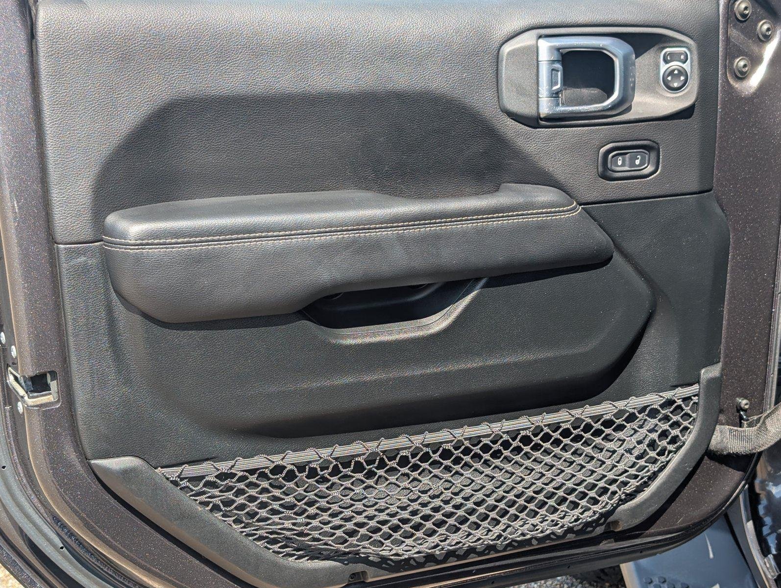 Used 2020 Granite Crystal Metallic Clearcoat Jeep North Edition image 15