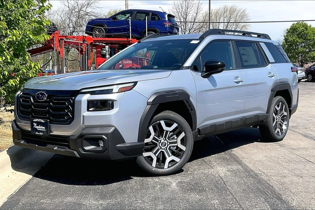 New 2026 ICE SILVER METALLIC Subaru Touring XT image 2