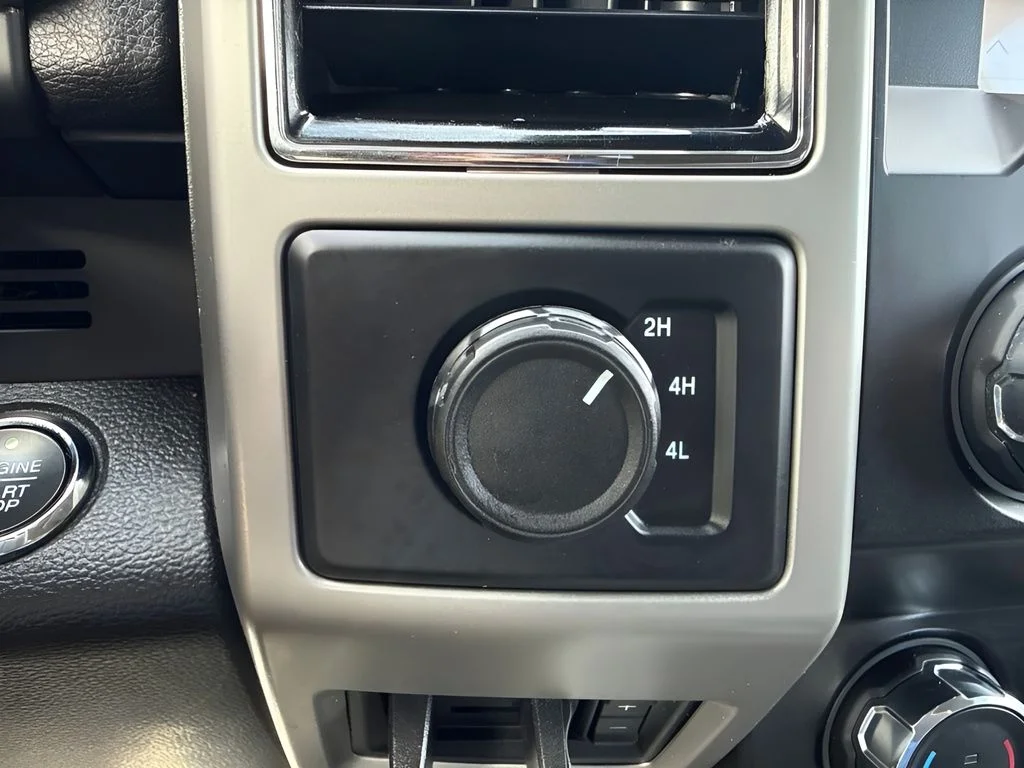 Used 2021 White Ford Lariat image 16