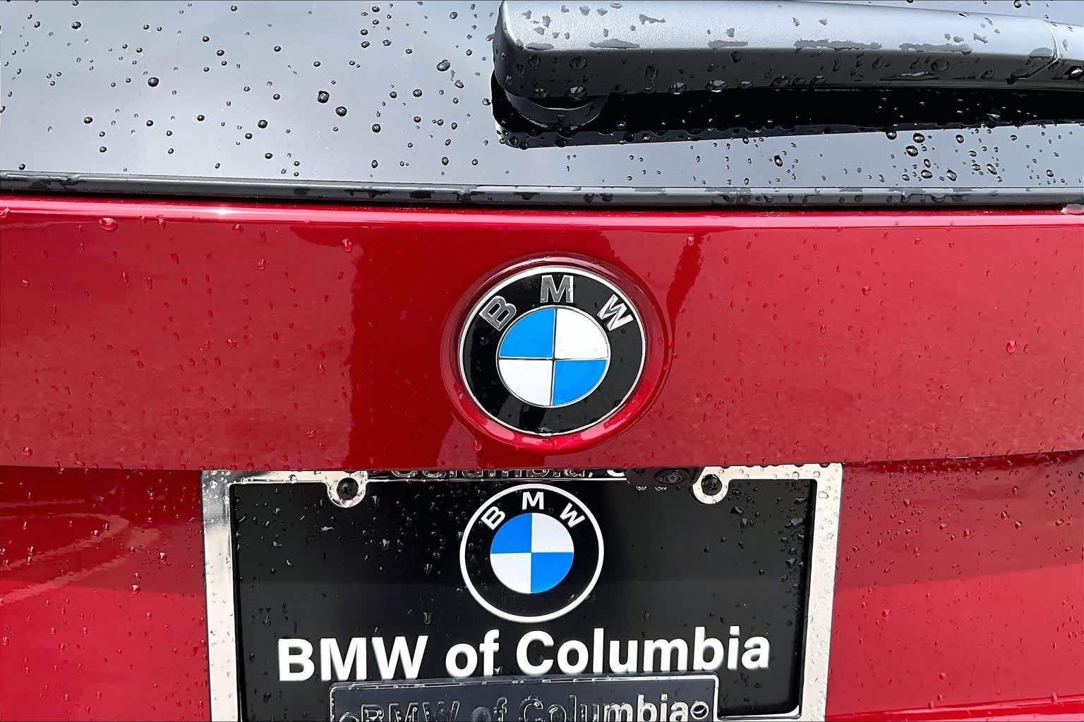 Used 2026 Vegas Red Metallic BMW xDrive28i image 15