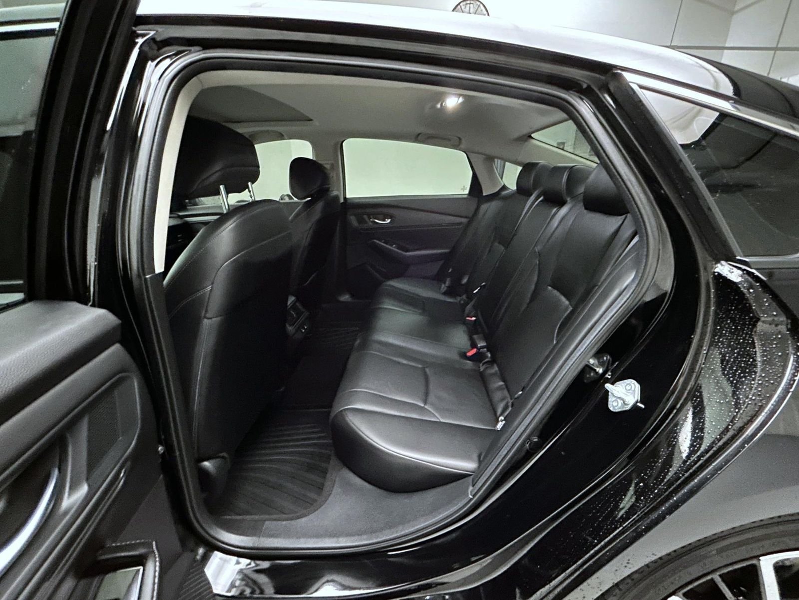 Used 2024 Black Honda Touring image 19