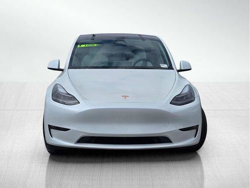 Used 2023 White Tesla Performance image 2