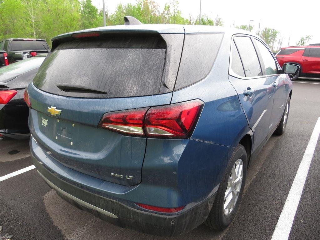 Used 2024 Lakeshore Blue Chevrolet LT image 12