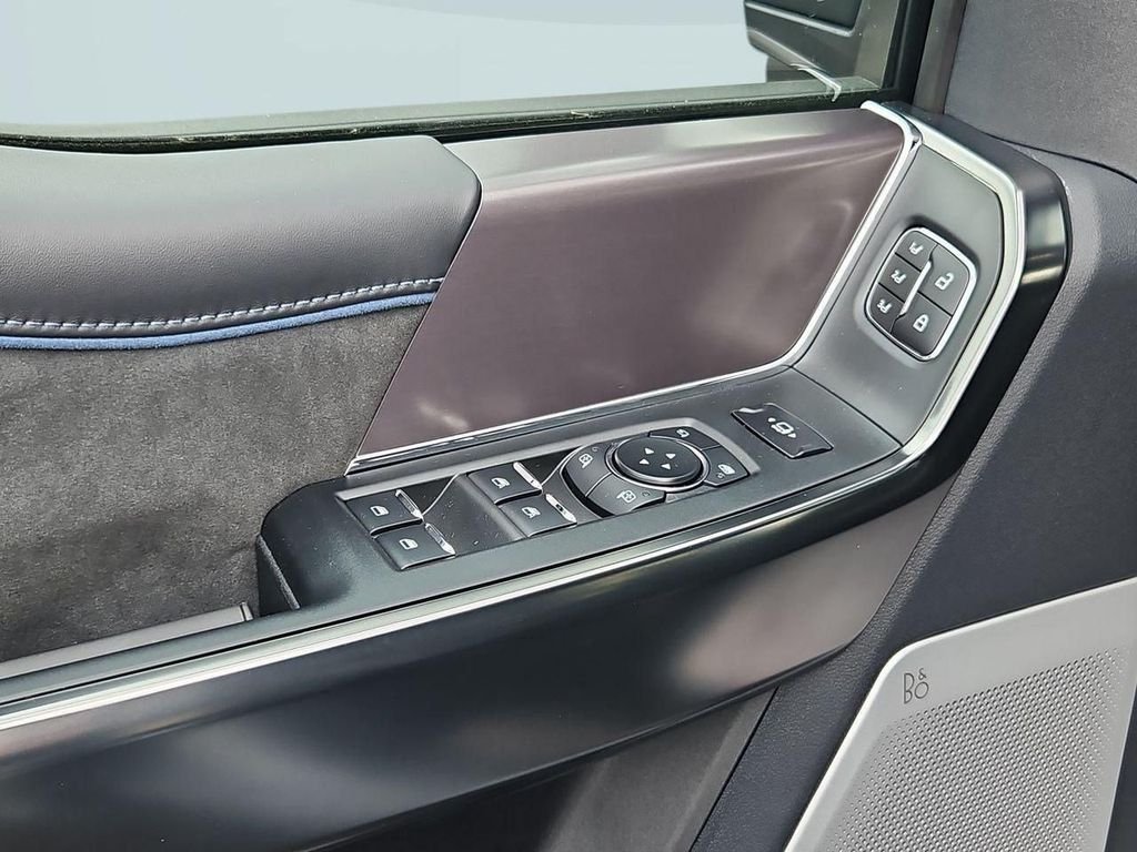 2026 Ford F-250 Super Duty Platinum - Photo 49