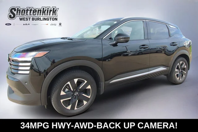 2025 Nissan Kicks SR