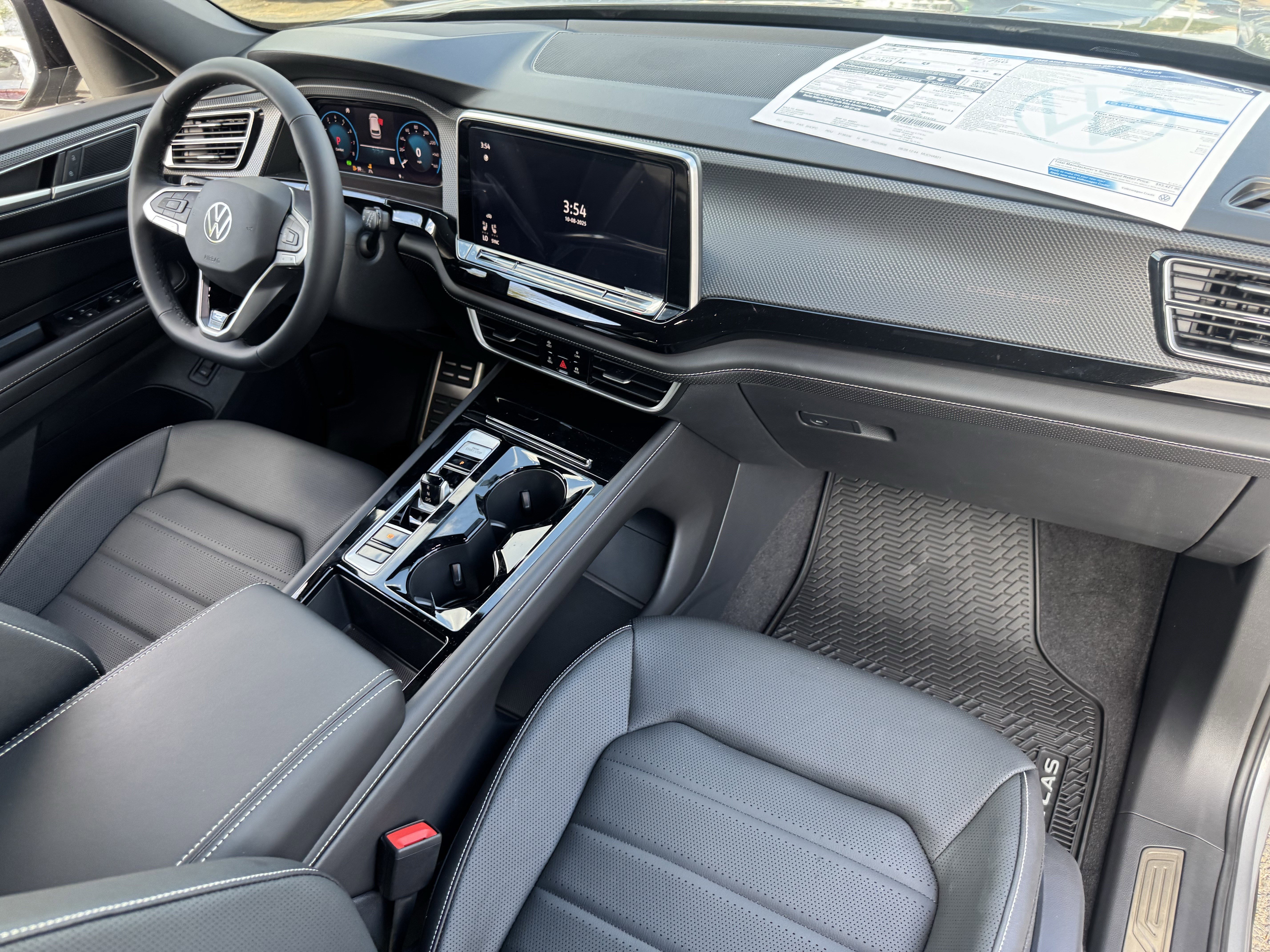 2026 Volkswagen Atlas Cross Sport SEL R-LINE - Photo 8