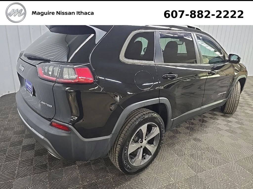 Used 2019 Black Jeep Limited image 11