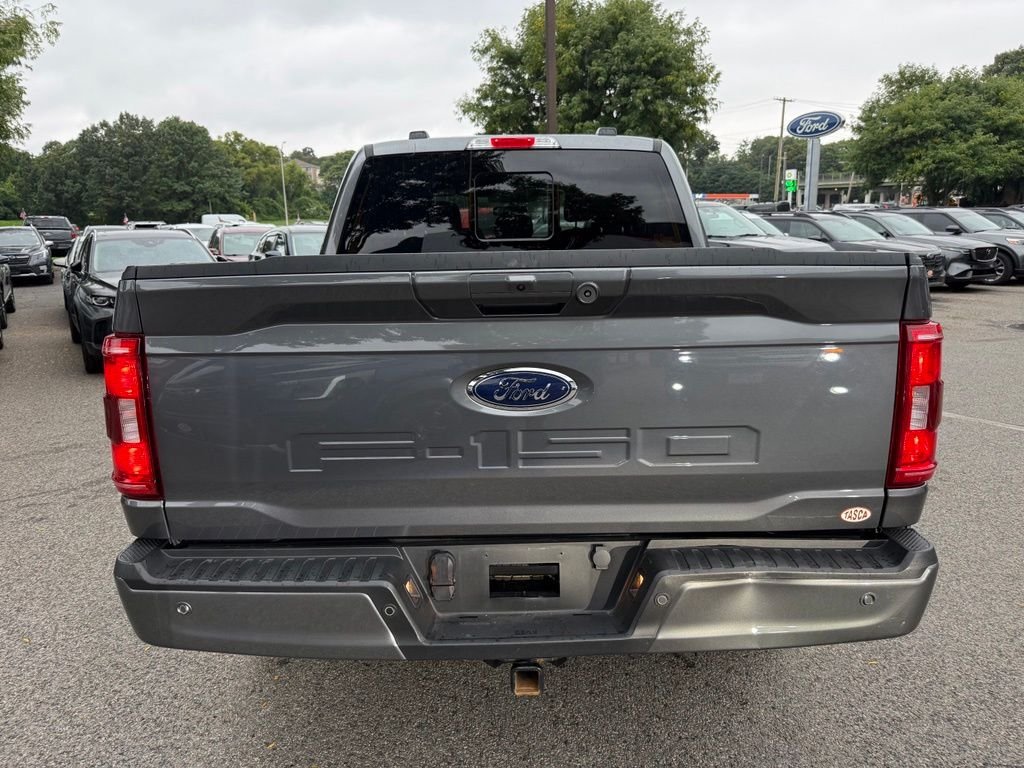 Used 2023 Gray Ford XLT image 9