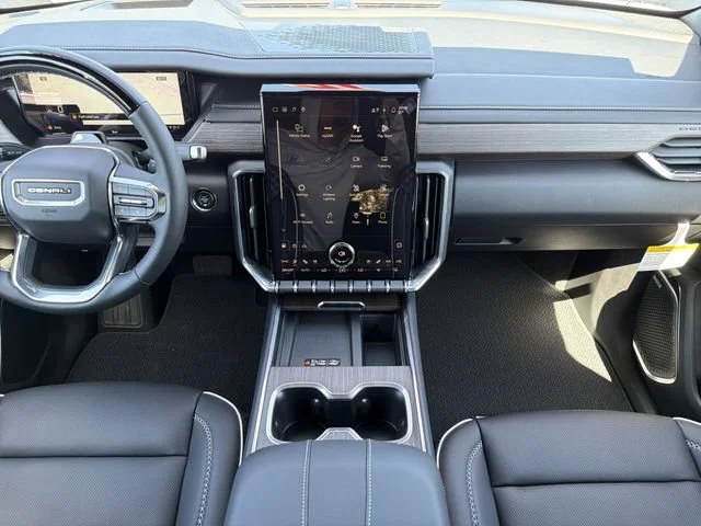2026 GMC Acadia Denali - Photo 14