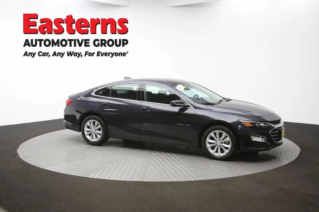 Used 2023 Gray Chevrolet LT image 46