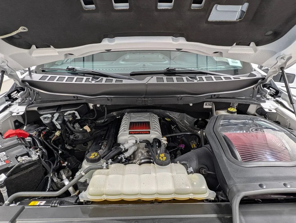 Used 2023 Oxford White Ford Raptor image 33