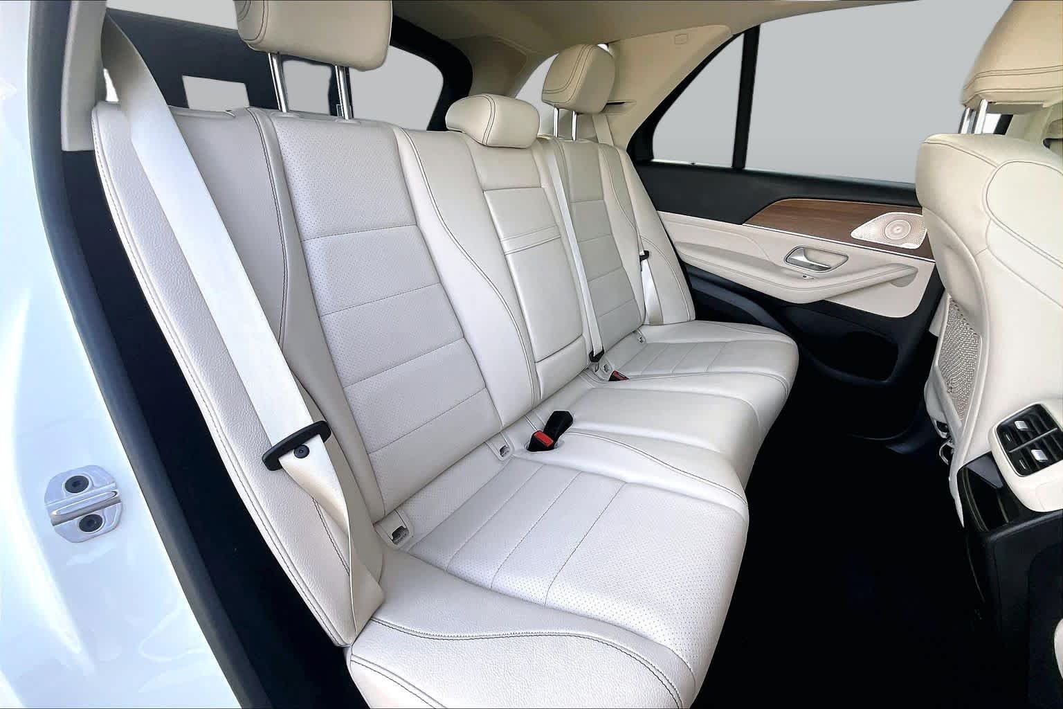 Used 2022 Polar White Mercedes-Benz GLE 350 image 18