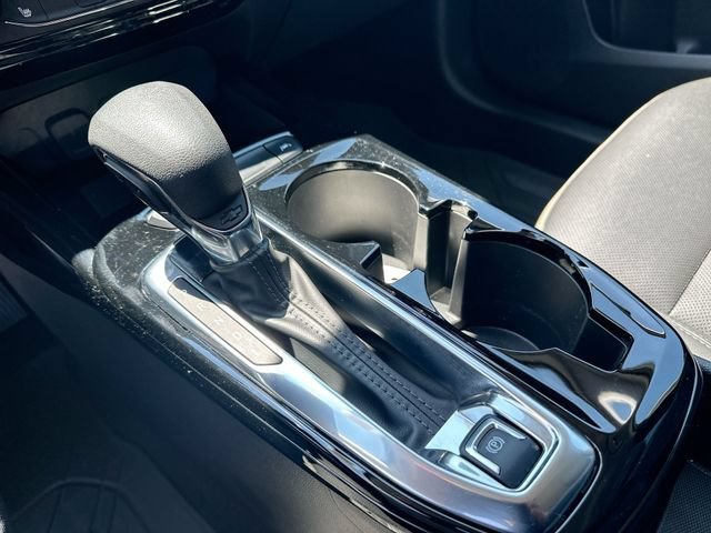 Used 2024 Summit White Chevrolet ACTIV image 18