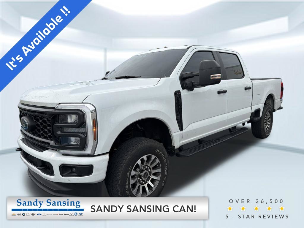 Used 2025 White Ford XL image 1