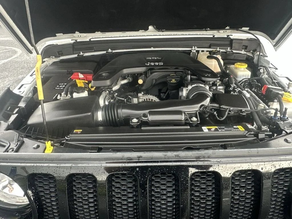 Used 2021 White Jeep Unlimited Willys image 31