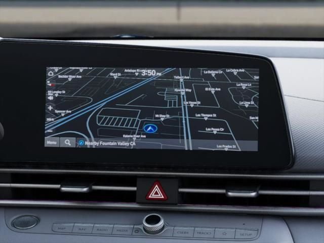 Certified Used 2025 Gray Hyundai SEL Convenience image 15