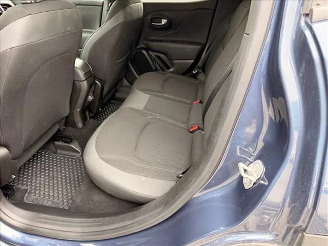 Used 2022 Blue Jeep Altitude image 14