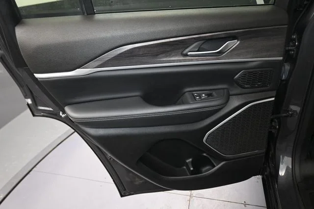 Used 2022 Gray Jeep 4xe image 26