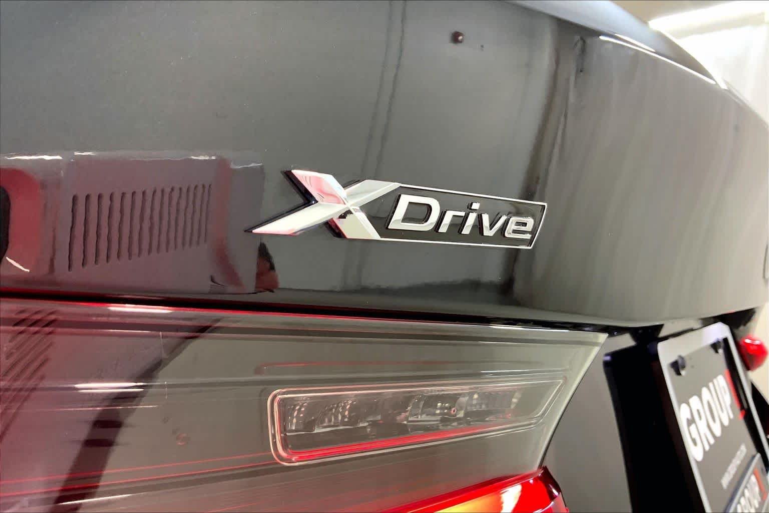 Used 2024 Black Sapphire Metallic BMW 330i xDrive image 9