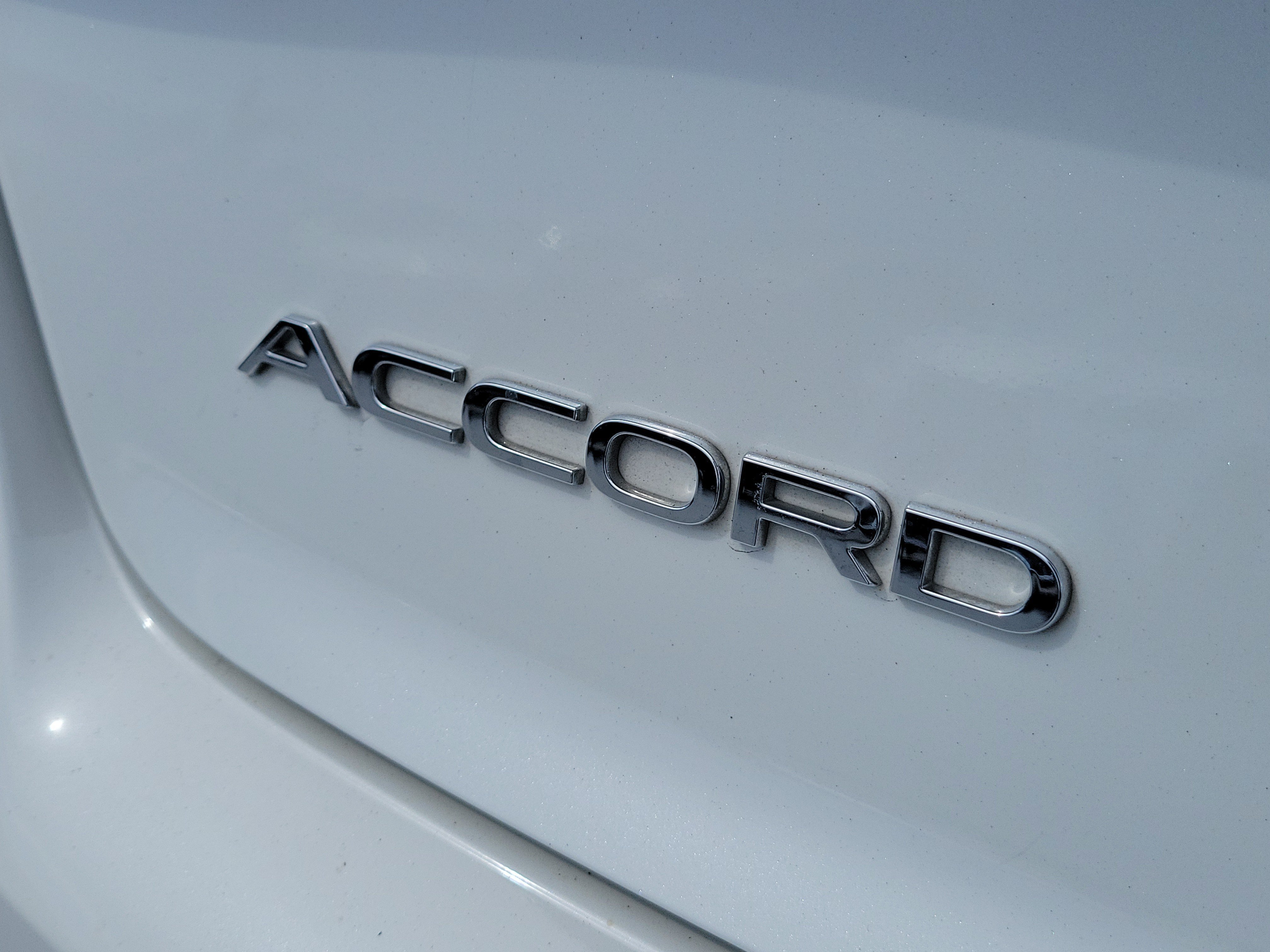 Used 2024 White Honda EX image 8