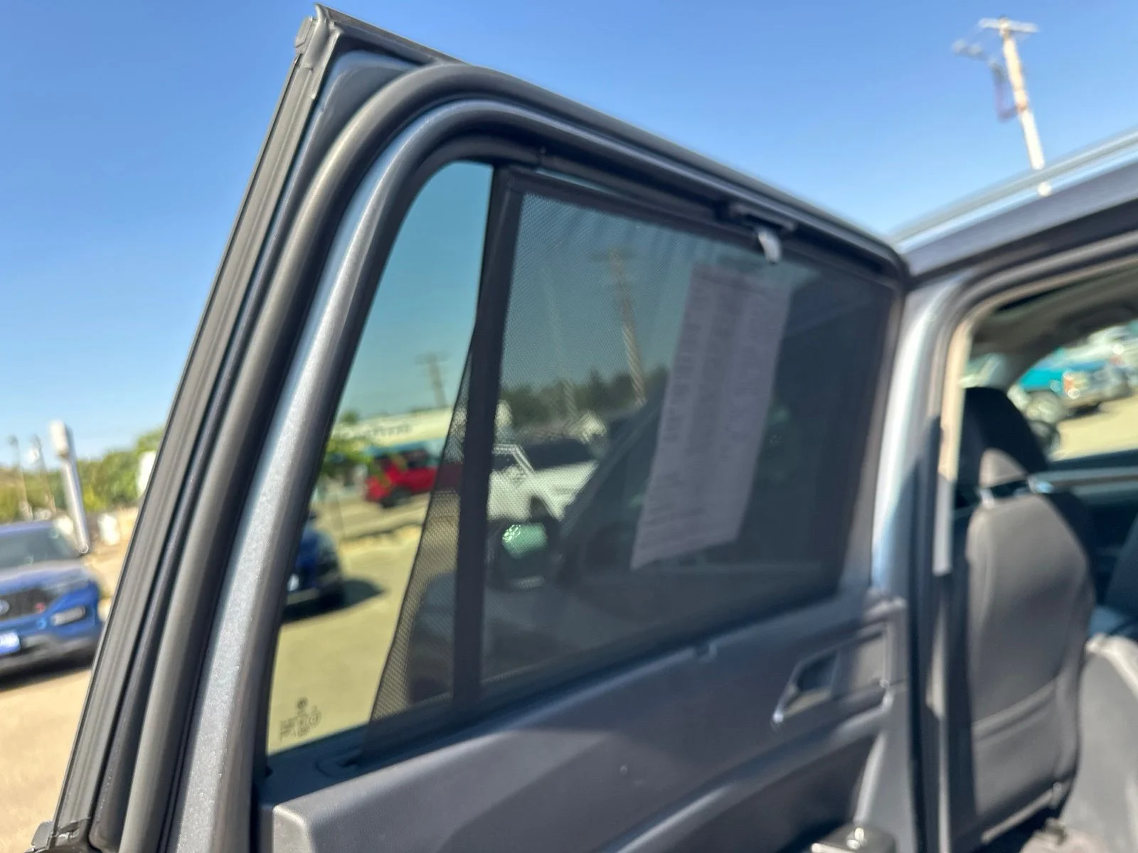 Used 2019 Gray Volkswagen SEL Premium image 36