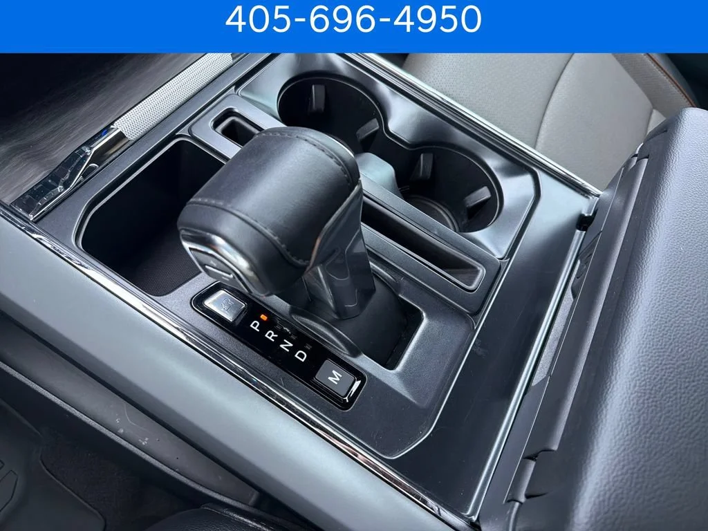 Pre-Owned 2024 Ford F-150 LARIAT