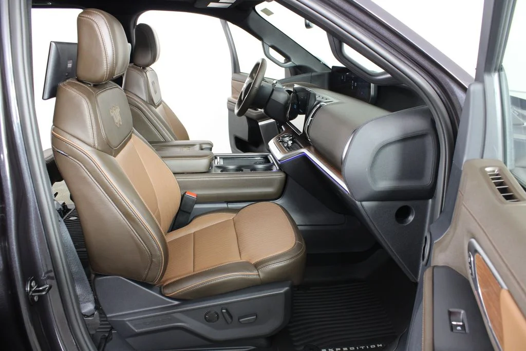 New 2026 Gray Ford King Ranch image 18