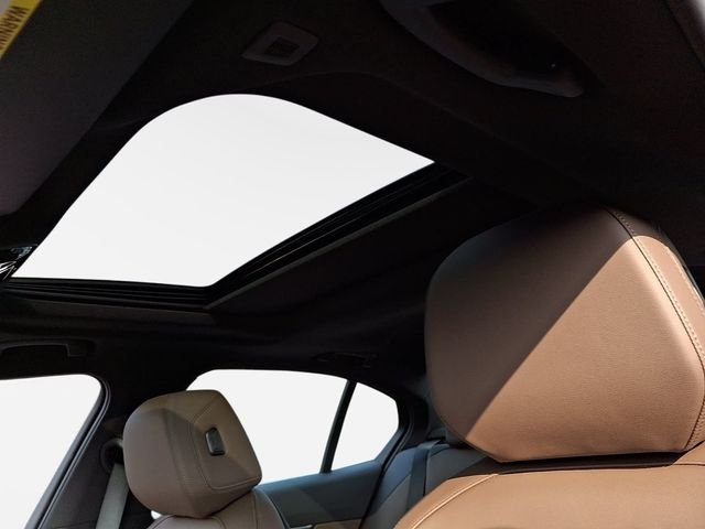 New 2027 Black Sapphire Metallic BMW 530i xDrive image 12
