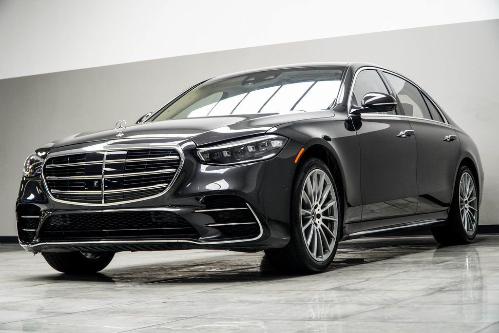 Used 2023 Gray Mercedes-Benz S 580 image 8