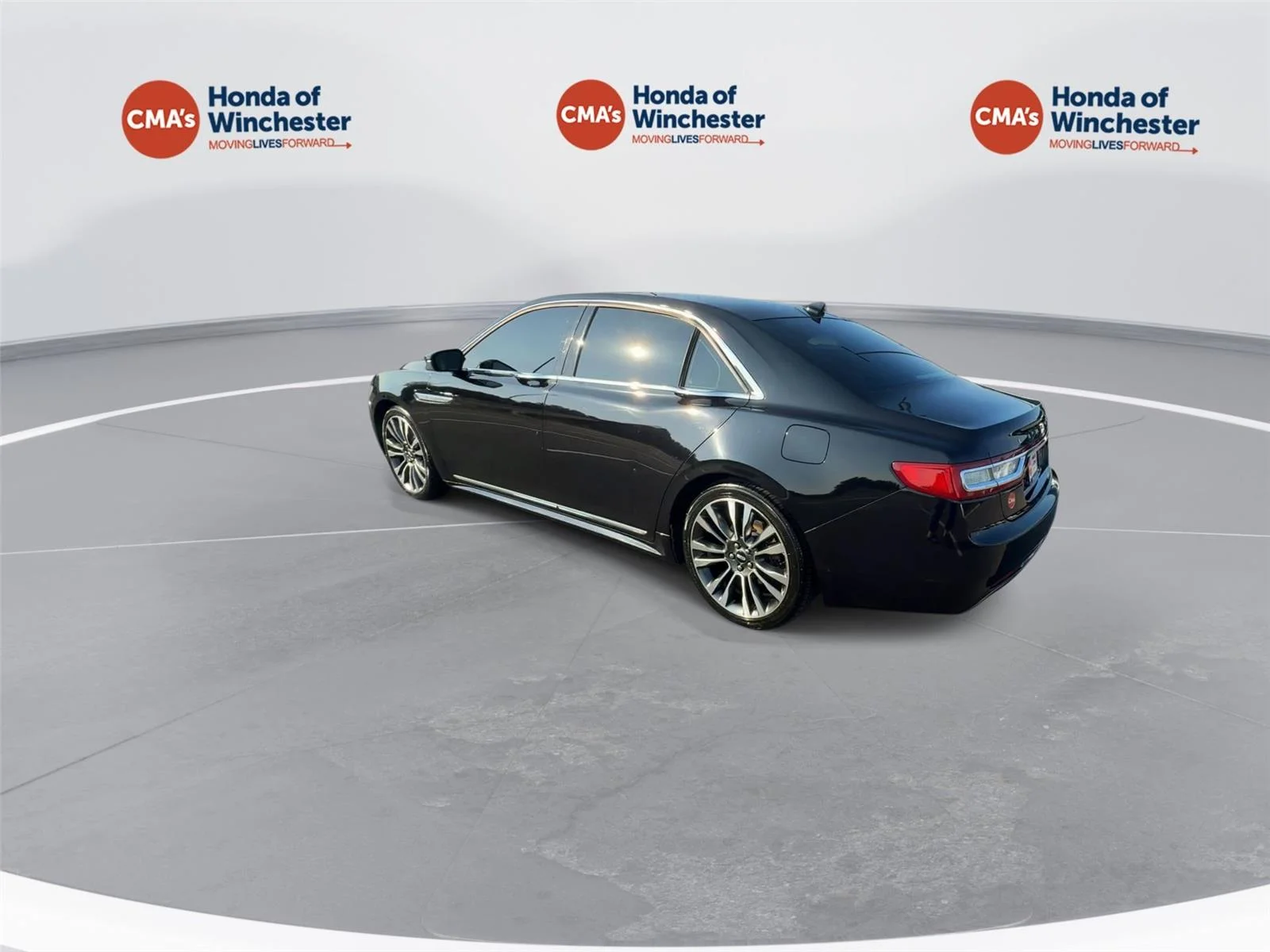 Used 2019 Infinite Black Metallic Lincoln Select image 6