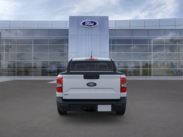 New 2026 White Metallic Ford Lariat image 5