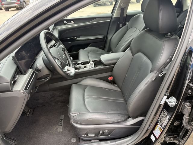 2025 Kia K5 EX - Photo 13