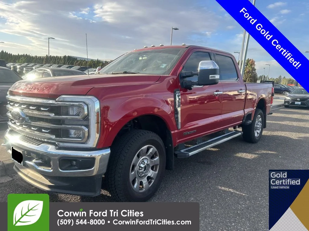 Used 2024 Red Metallic Ford Lariat image 8
