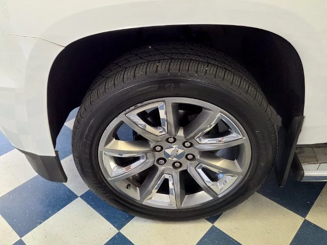 Used 2016 SUMMIT WHITE Chevrolet LTZ image 11