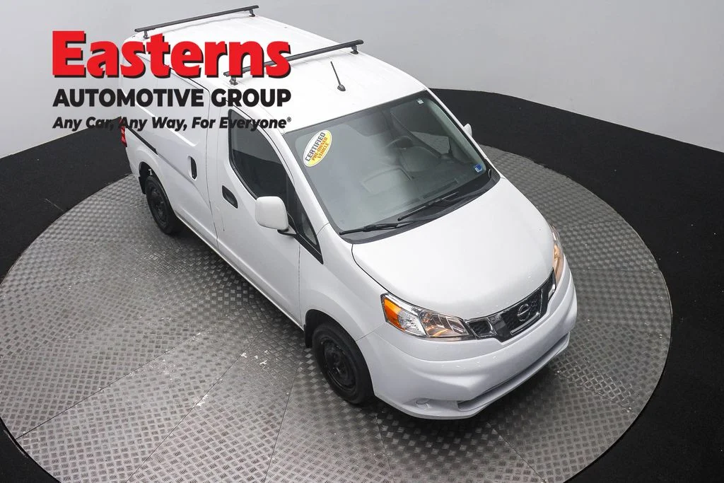 Used 2019 White Nissan SV image 3