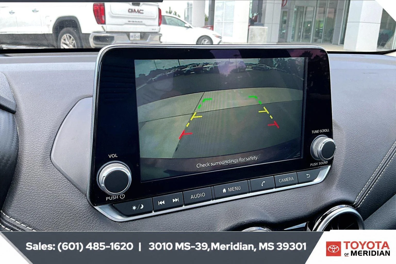 Used 2024 Rosewood Metallic Nissan SV image 15