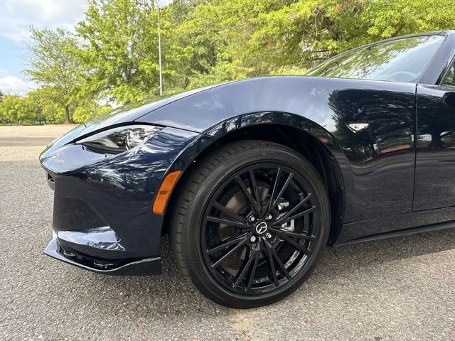 Used 2025 Blue Mazda Club image 10