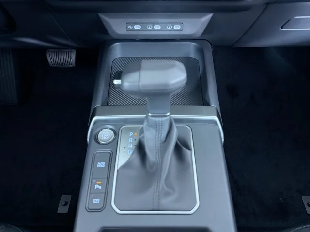 New 2027 FROST BLUE Kia LX image 15