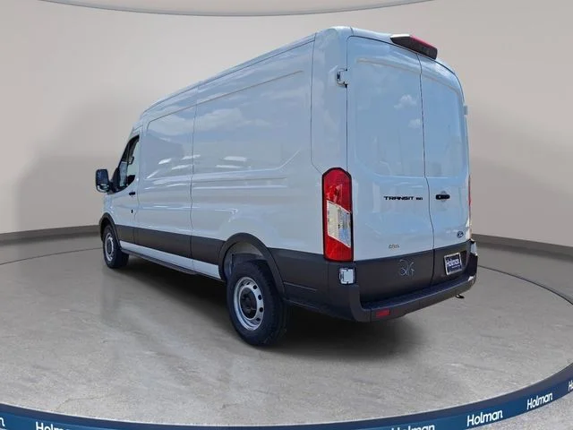 New 2026 Oxford White Ford Base image 5