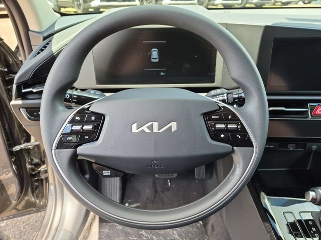 New 2026 Interstellar Gray Kia LX image 13