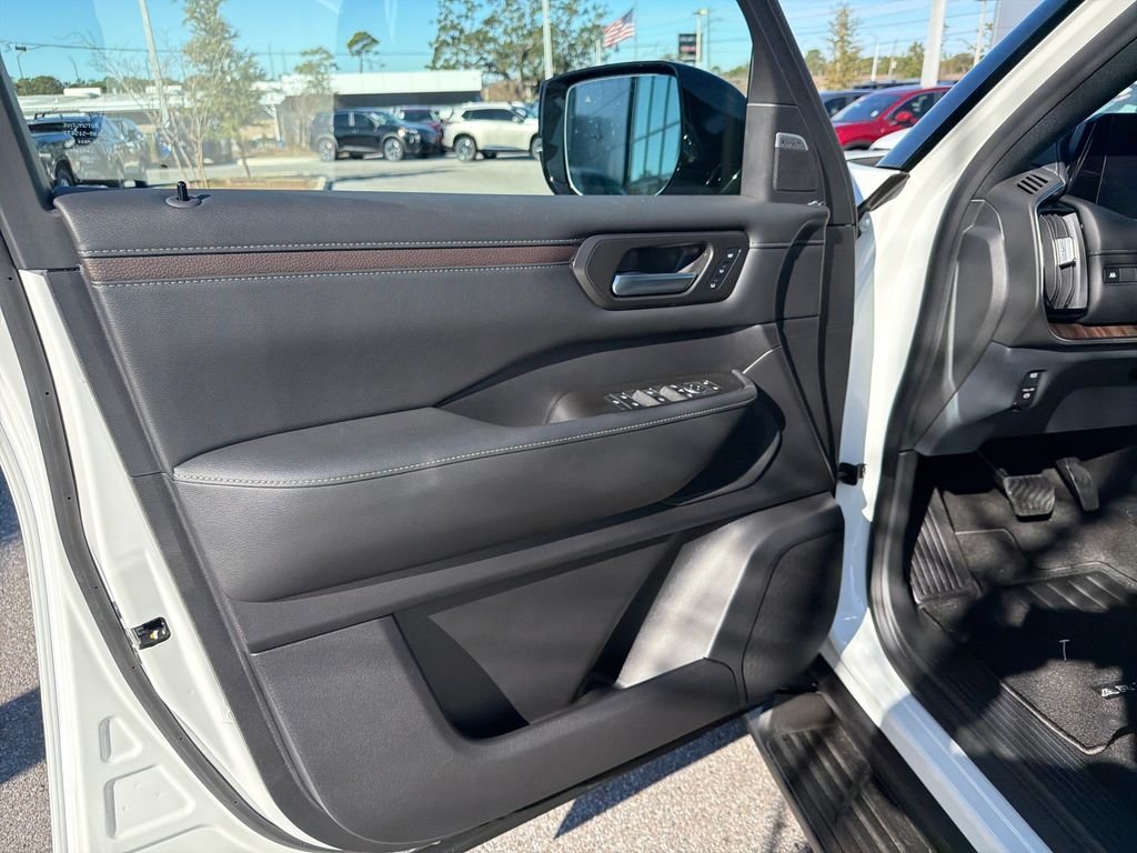 New 2026 Nissan Armada SL 4D Sport Utility