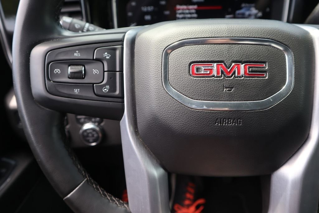 2024 GMC Sierra 1500 SLT - Photo 18