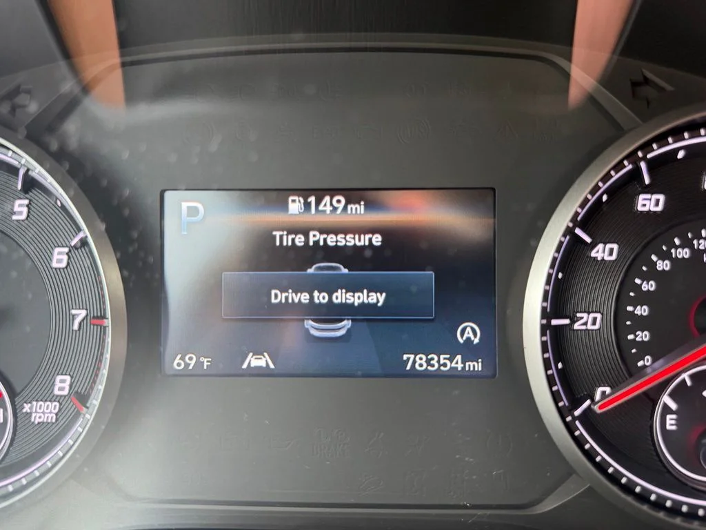 Used 2022 Hampton Gray Hyundai SEL image 31